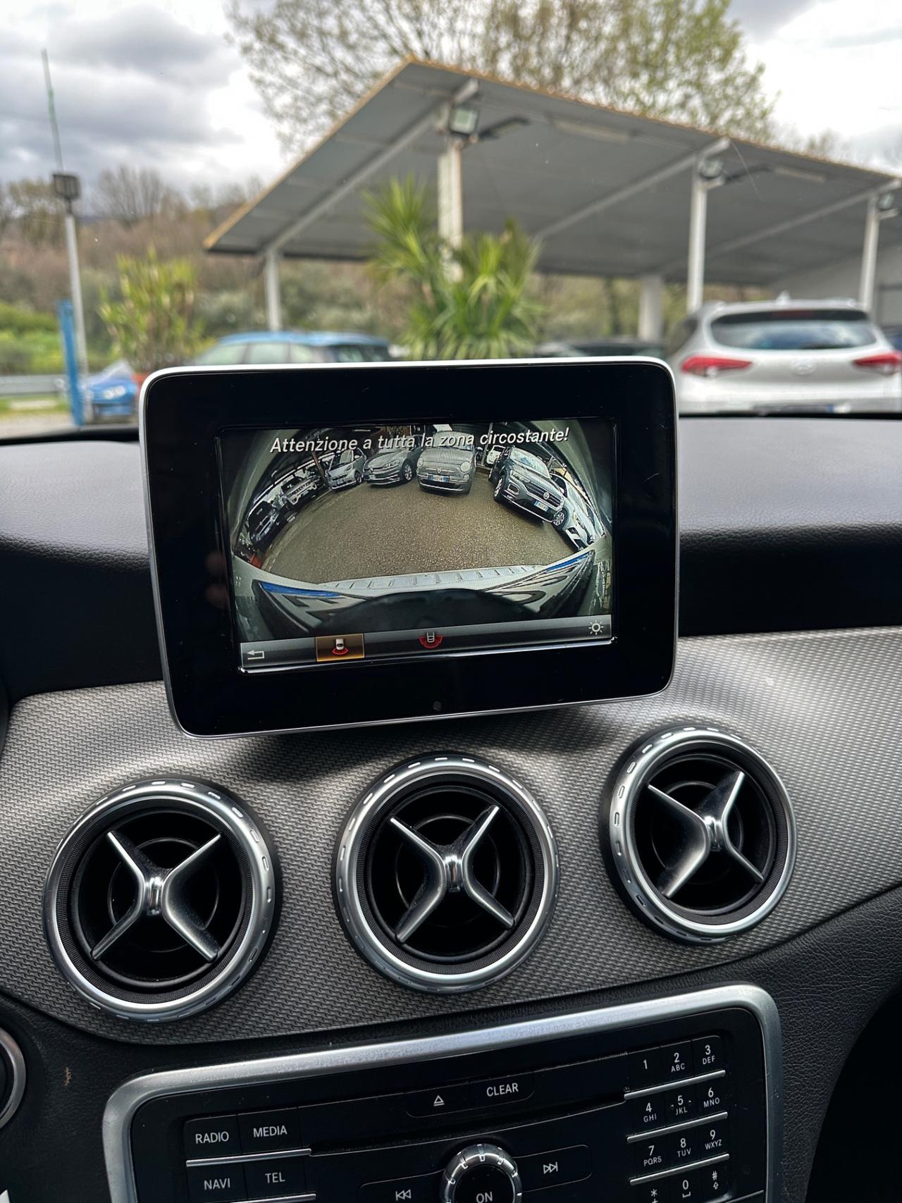 Mercedes-benz GLA 180 d Premium automatico