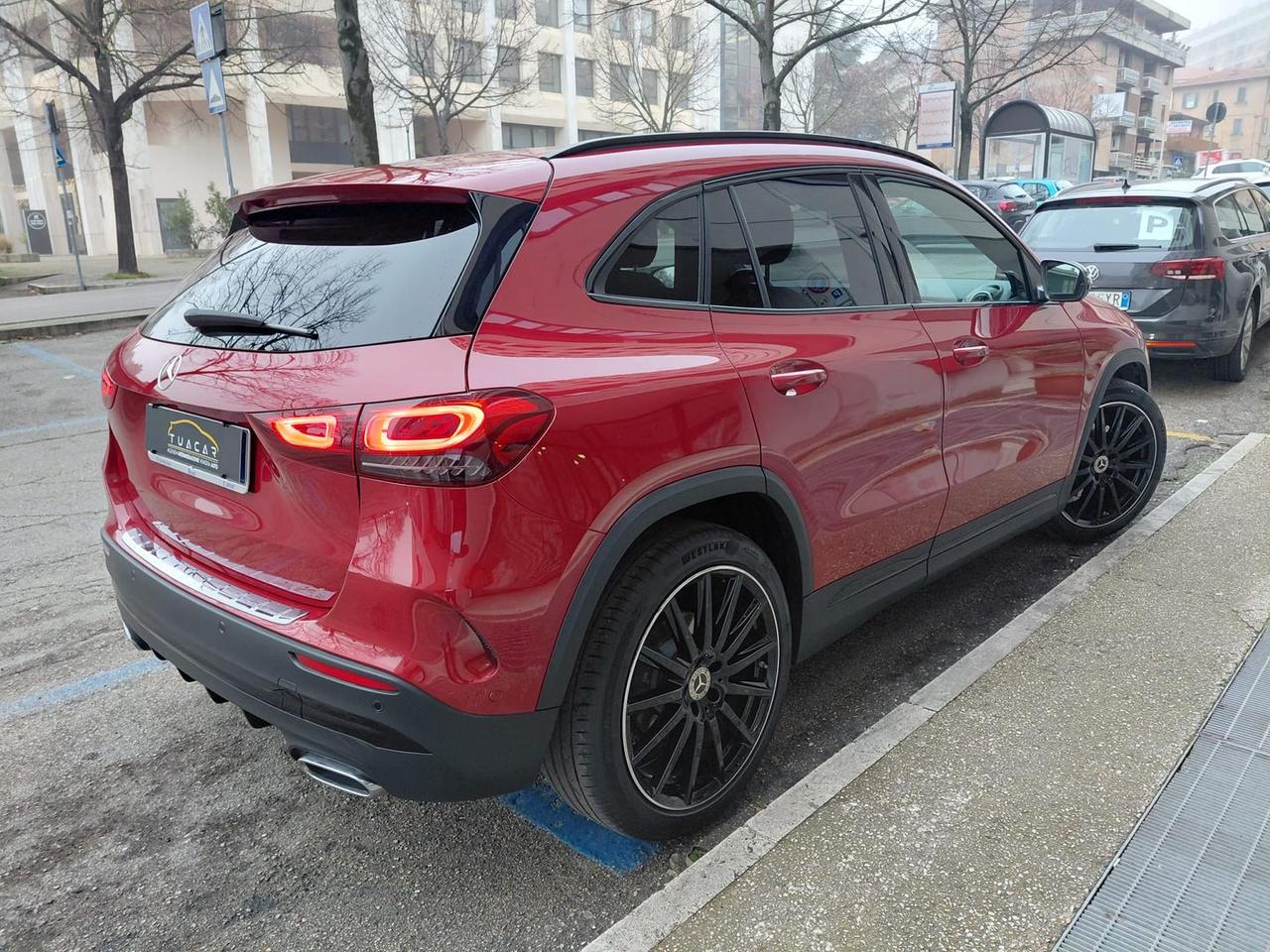 Mercedes-Benz GLA 200 AMG line Premium #7341