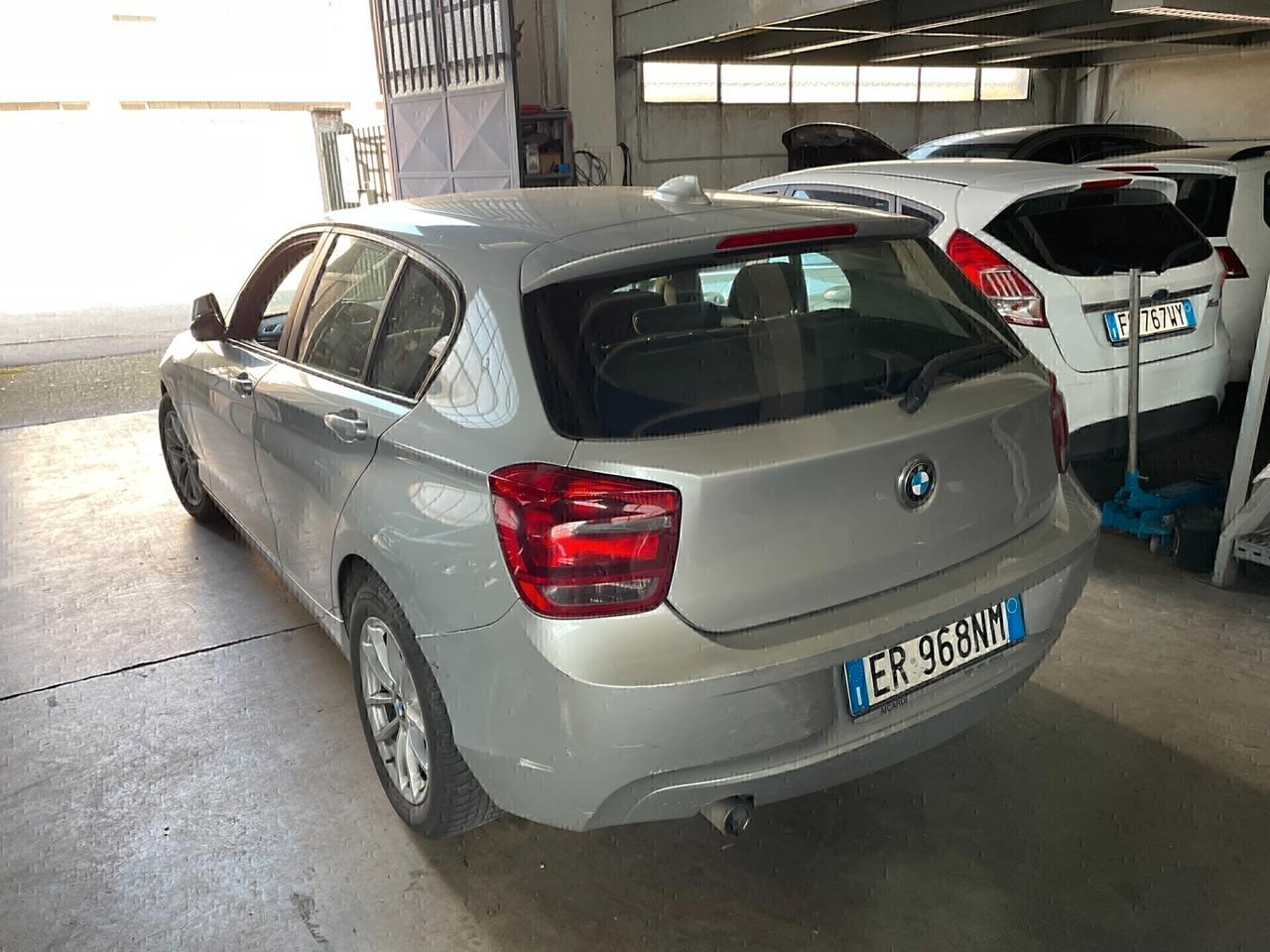 Bmw 116 116d 5p. Efficient Dynamics Urban AUTOMATICA