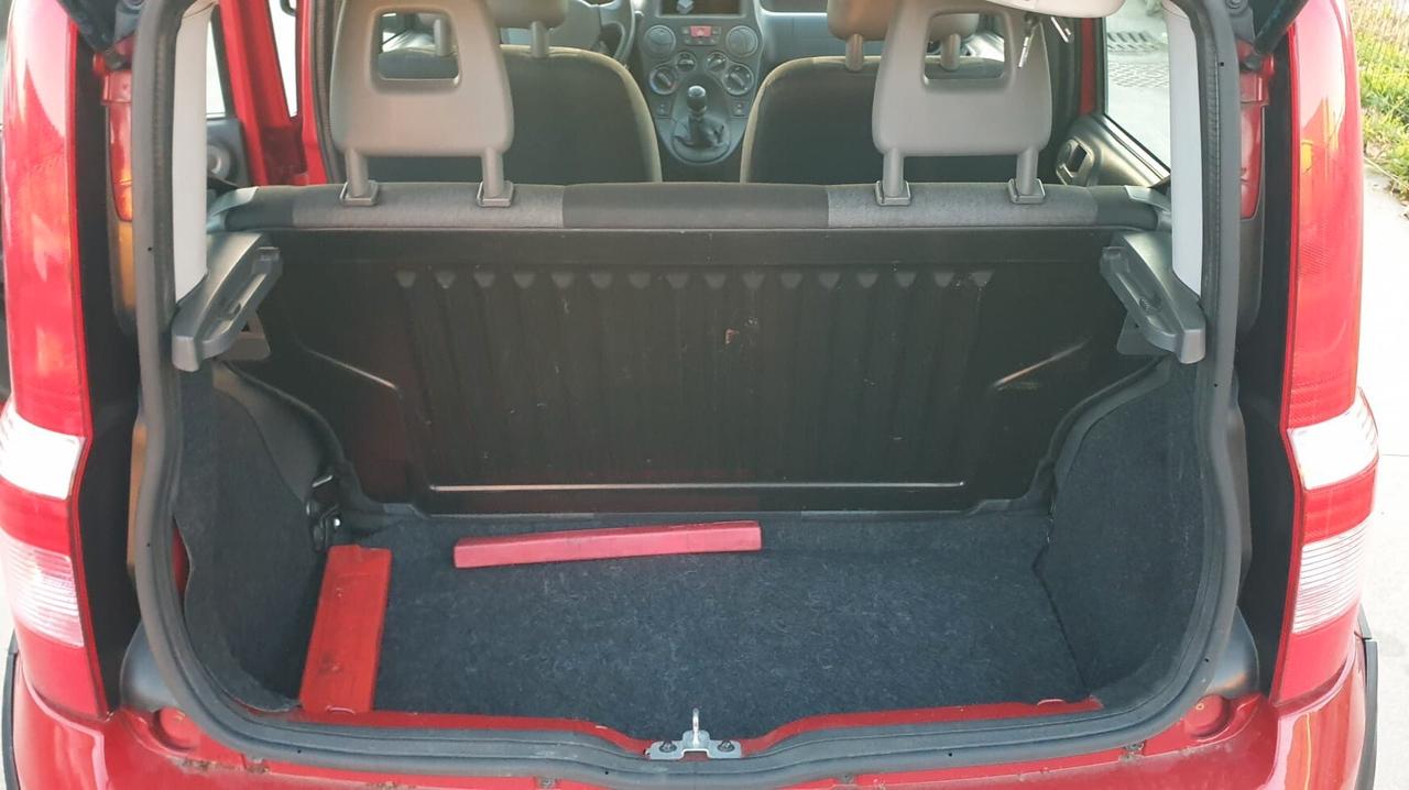 FIAT PANDA 4X4 1.3 MULTIJET OK NEOPATENTATI