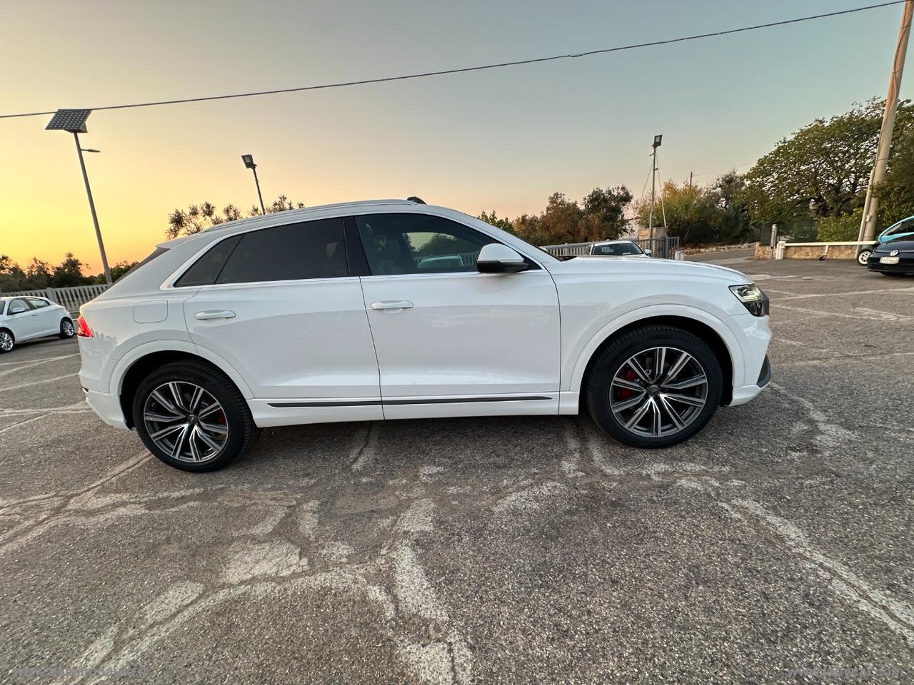 AUDI Q8 45 TDI S-LINE TETTO APRIBILE