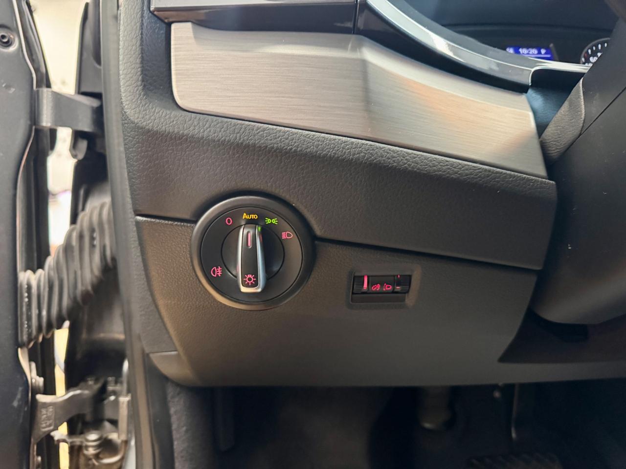Volkswagen Multivan T6 - SOLO 110.000 KM 7 POSTI