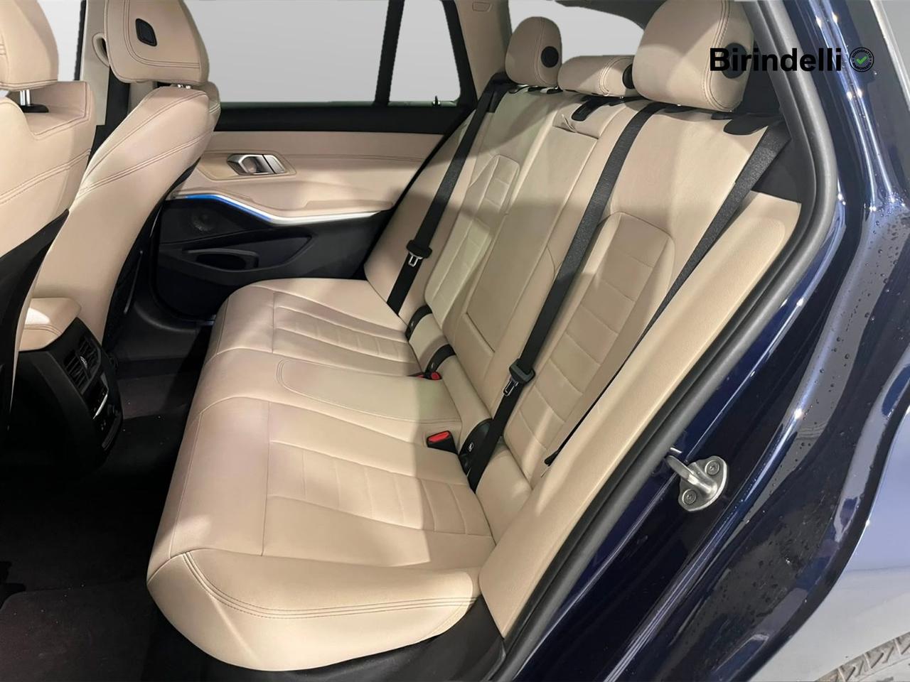 BMW Serie 3(G20/1-80/1) - 318d Touring Luxury
