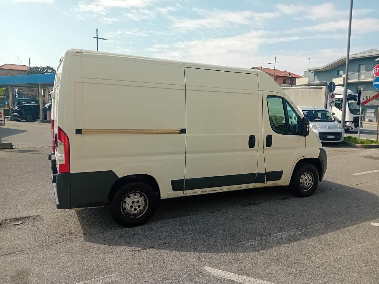 Peugeot Boxer 330 2.2 HDi/120CV PC-TN Furgone 2011