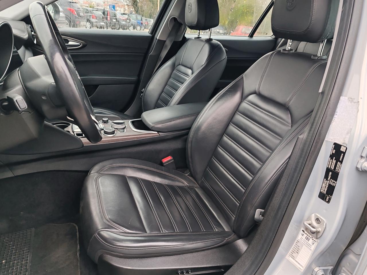 Alfa Romeo Giulia 2.2 TD AT8 190cv Ti