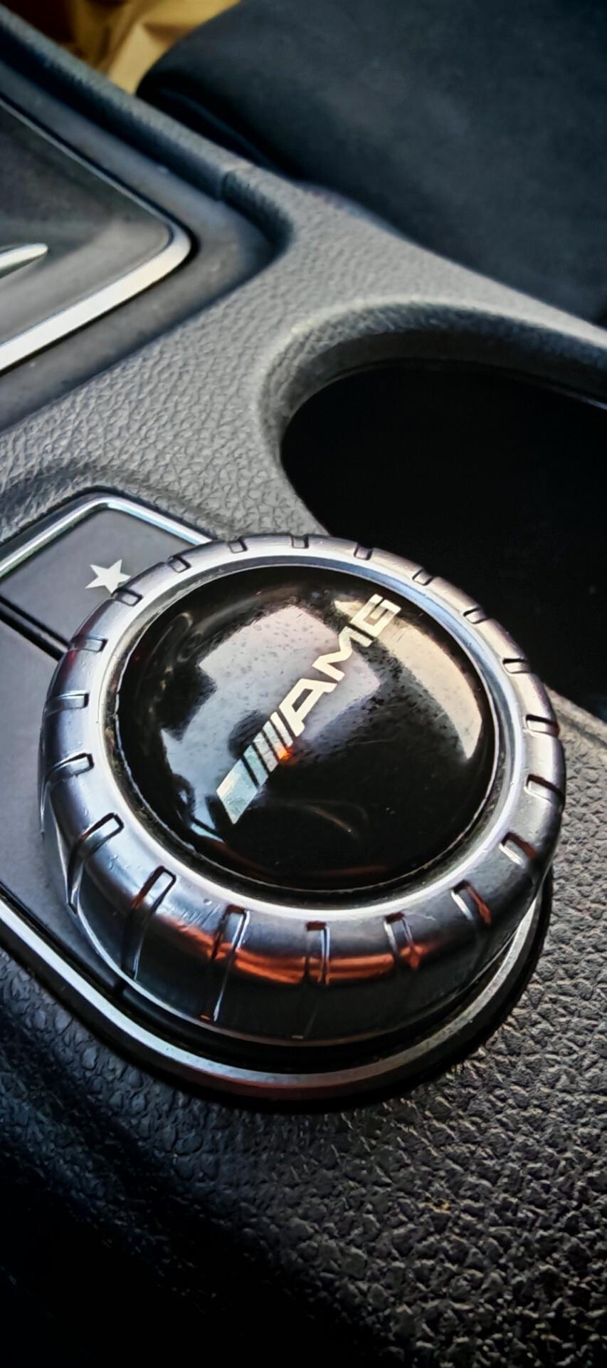 Mercedes-benz GLA 180 d Premium