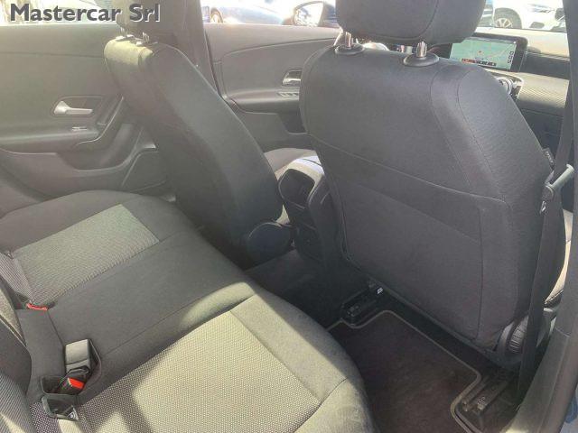 MERCEDES-BENZ CLA 180 CLA Shooting Brake 180 d Business auto - GG793JC