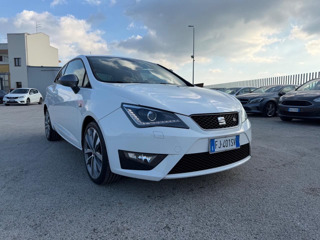 SEAT IBIZA 1.4 TDI 105 CV FR COUPE FULL LED MY16