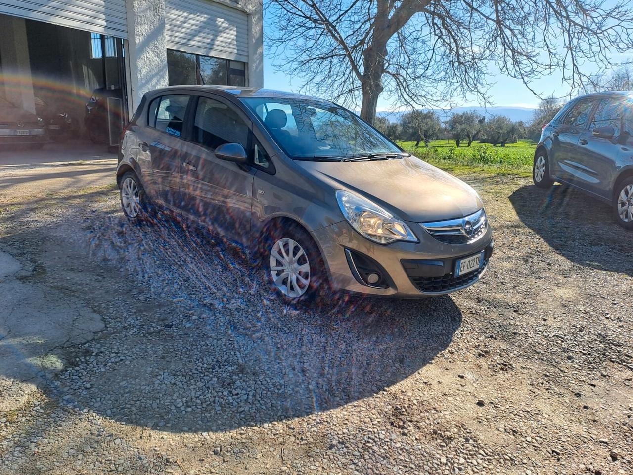 Opel Corsa 1.2 5 porte Elective cambio aut.