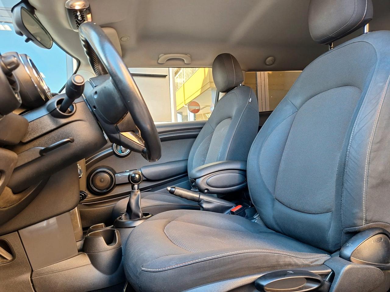 Mini 1.5 Cooper D 5 porte