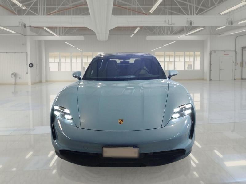PORSCHE TAYCAN 79KWH COUPE