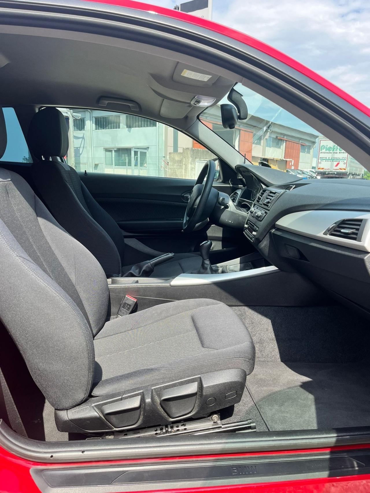 Bmw 114 114i 3p. Sport