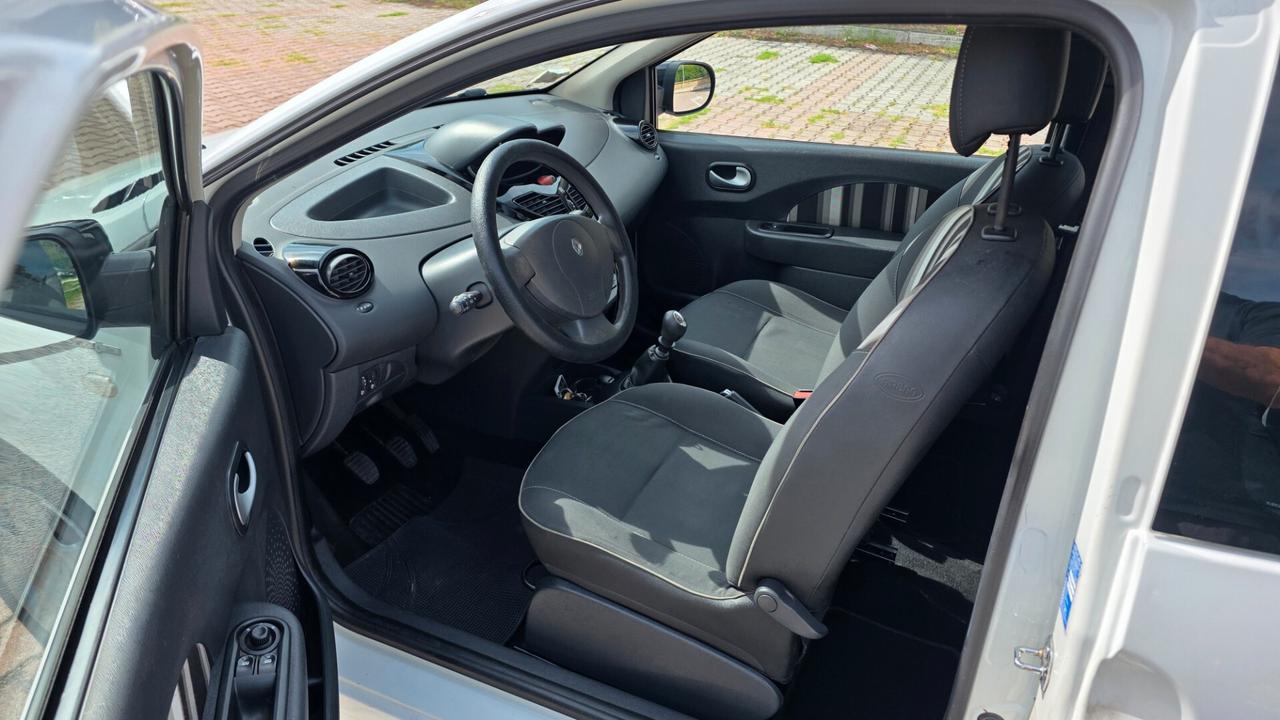 Renault Twingo 1.2 16V Night&Day