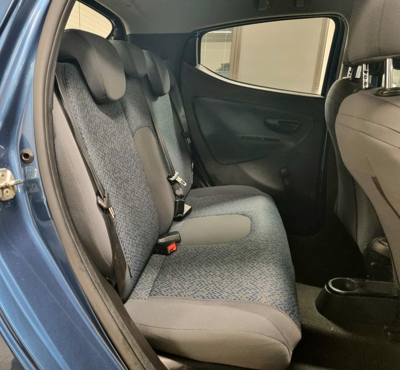 LANCIA YPSILON 1.0 FireFly 69CV 5p S&S HYBRID SILVER