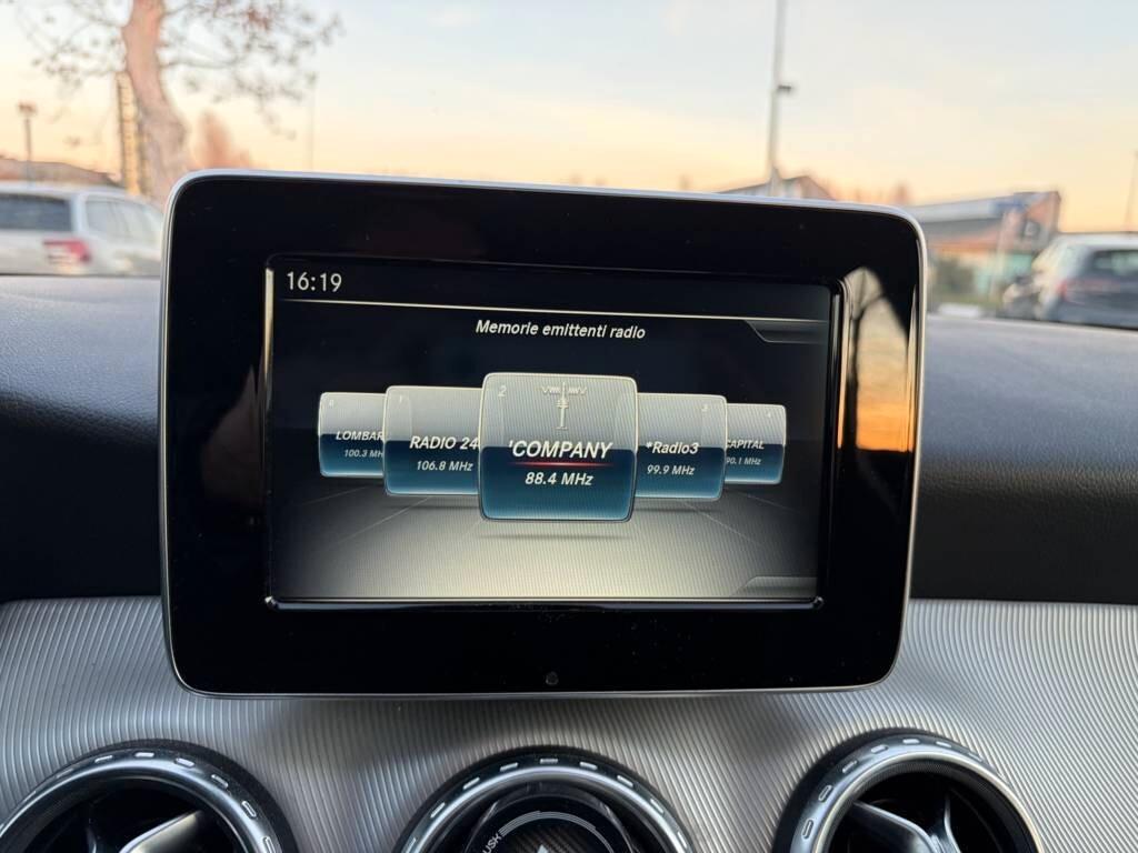 Mercedes-benz GLA 200 d Automatic Sport