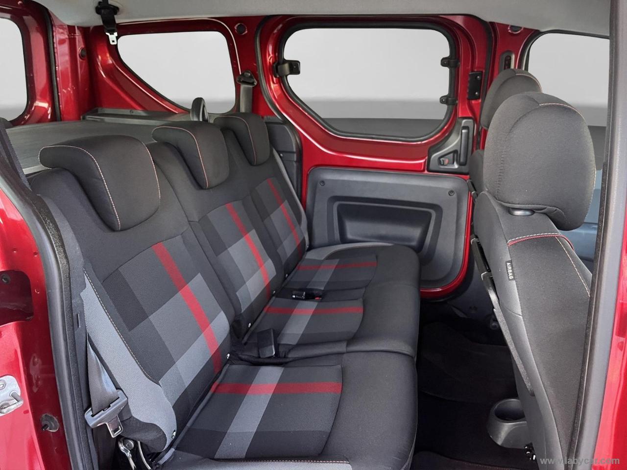 DACIA Dokker Stepway 1.5 Blue dCi 8V 95 CV +GANCIO TRAINO