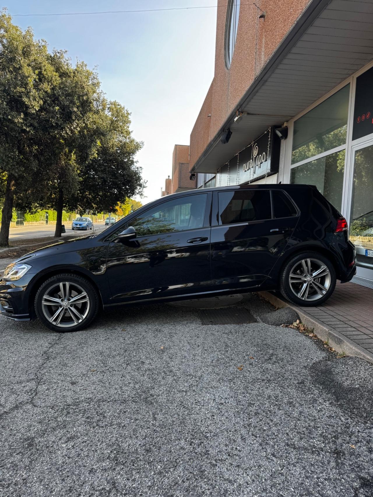 Volkswagen Golf 2.0 TDI 5p. Executive BlueMotion Technology