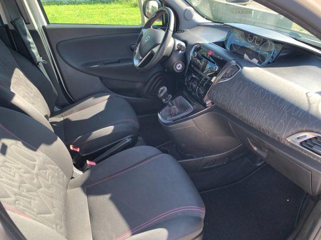 LANCIA Ypsilon 1.2 69 CV 5 porte Platinum*EURO5B*