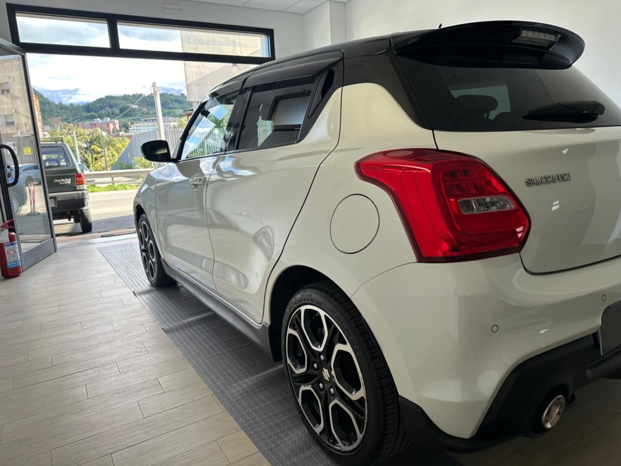 Suzuki Swift Sport 1.4 Hybrid World Champion Edition