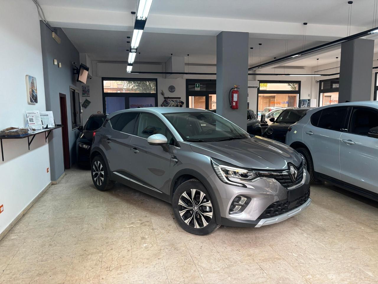 Renault Captur TCe 90 CV Techno Plus Vari Colori