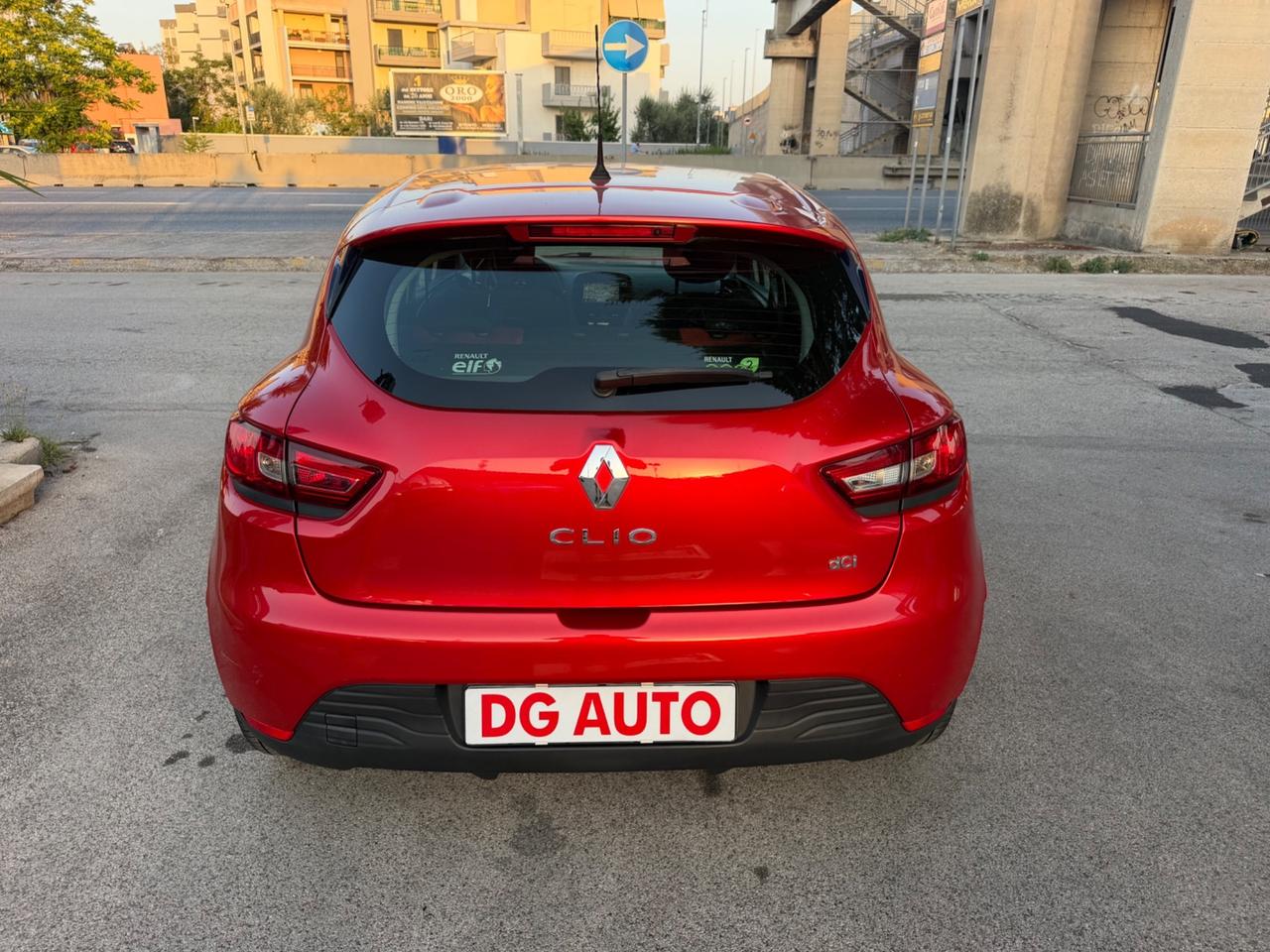 Renault Clio 1.5 dci 75 cavalli 2016 navigatore