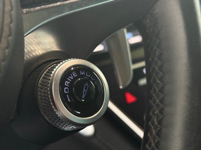 MASERATI Grecale MHEV 330 CV AWD Modena