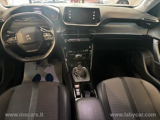 PEUGEOT 2008 PureTech 100 S&S Allure Navi Pack
