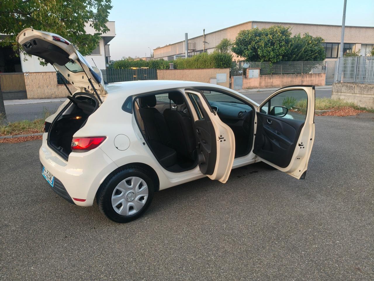 Renault Clio 1.2 75CV 5 porte 16 SOLO 103.000 KM