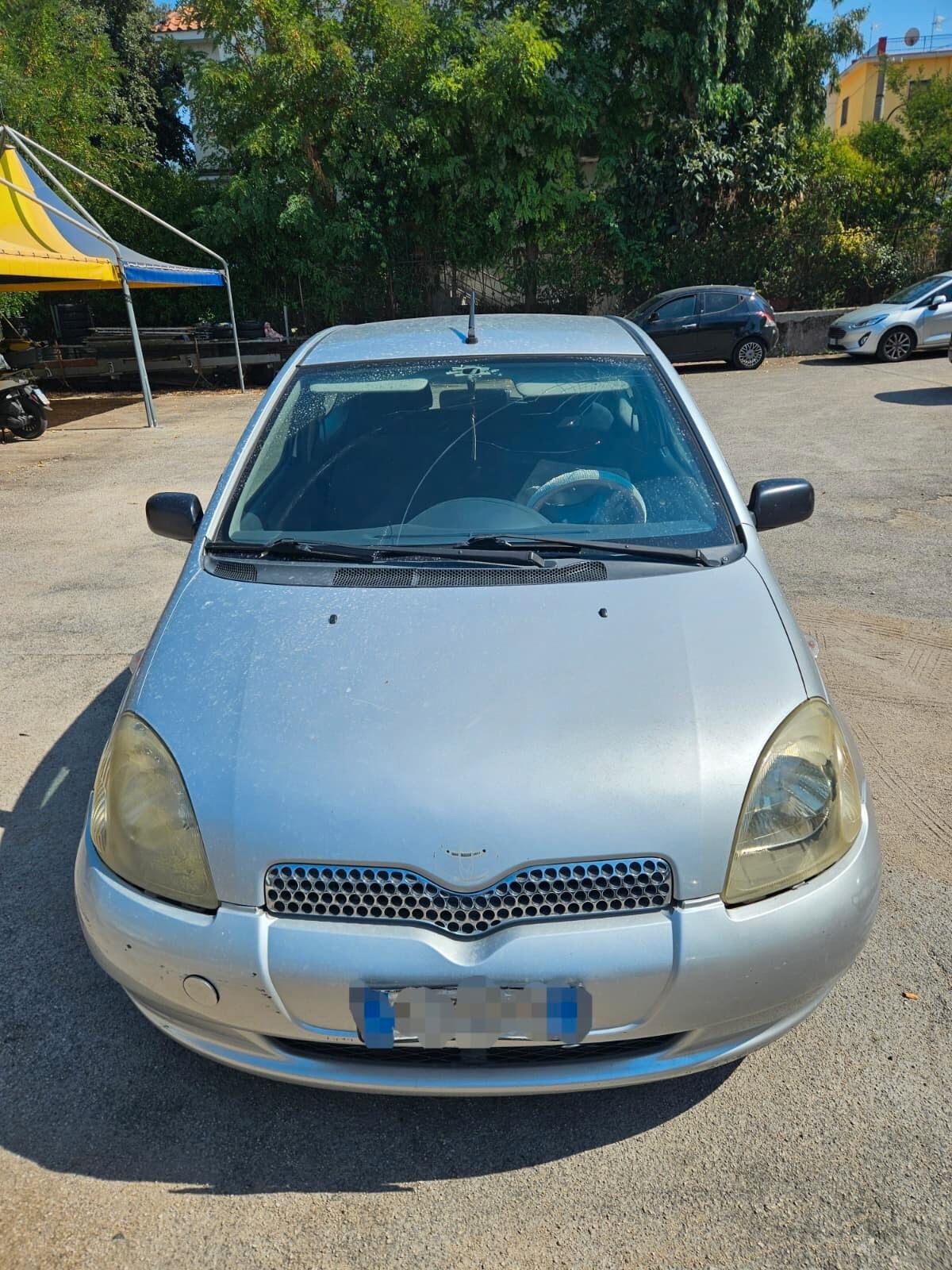 Toyota Yaris 1.0i 16V cat 3 porte