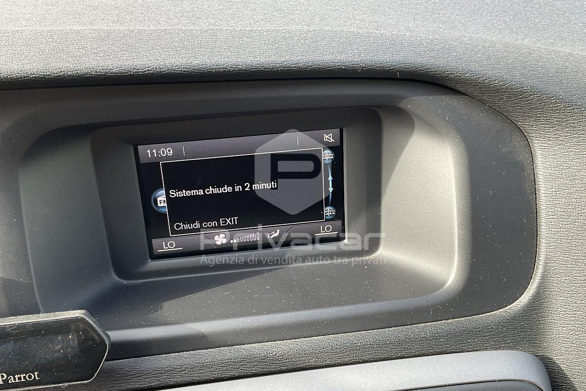 VOLVO V40 T2 Kinetic