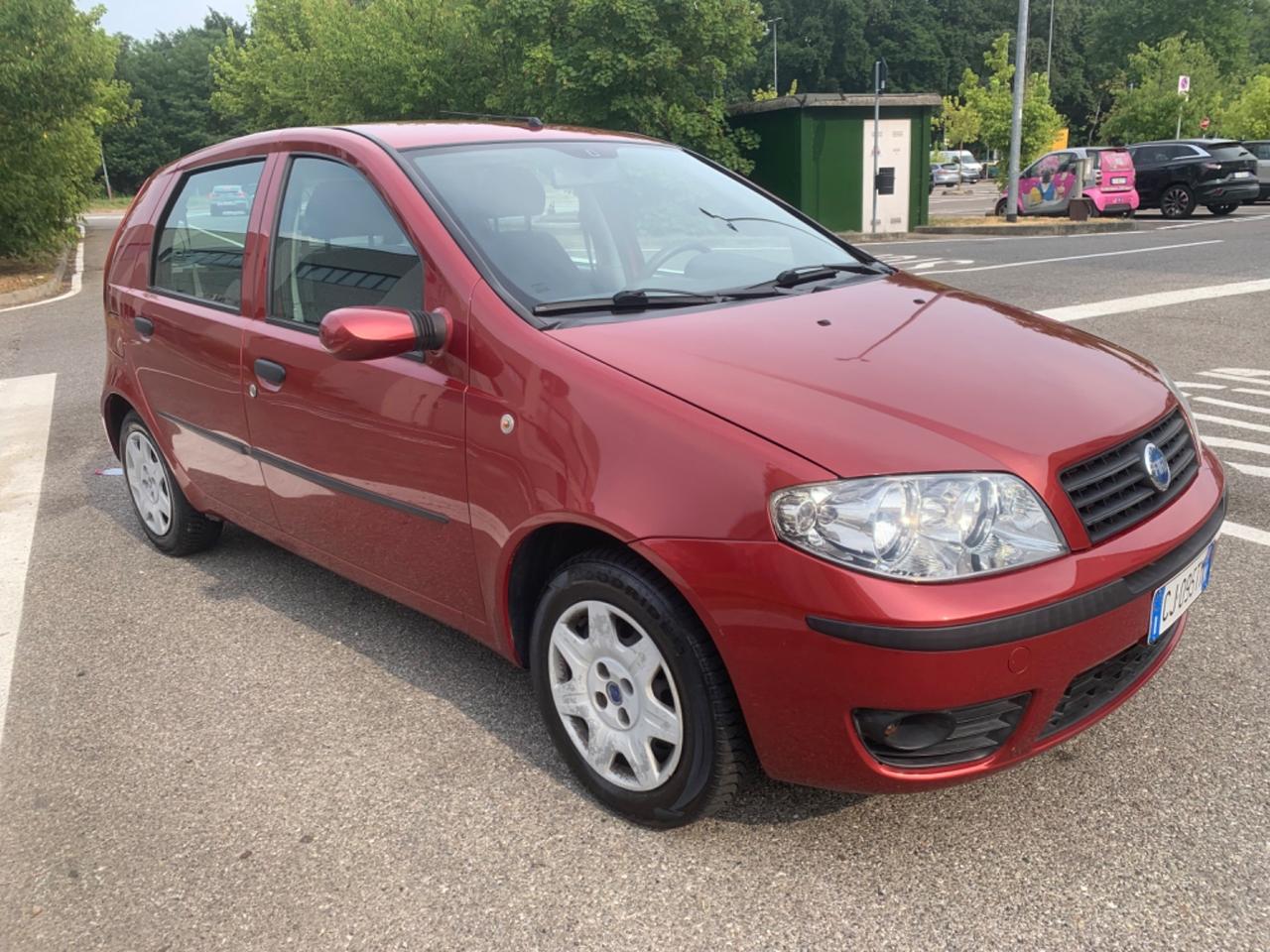 Fiat Punto 1.2i cat 5 porte ELX
