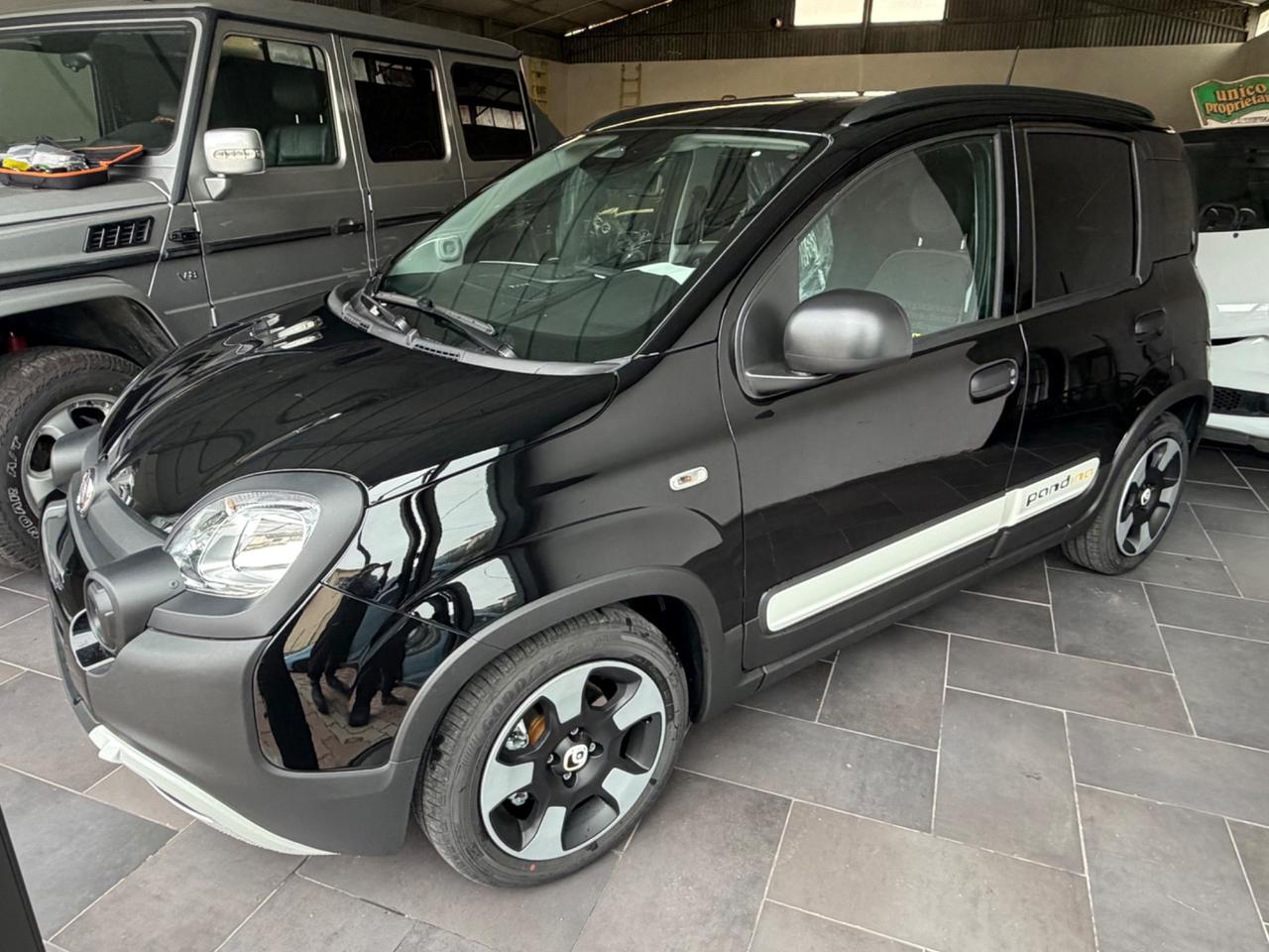 Fiat Panda Pandina 1.0 FireFly 65 CV Hybrid Cross