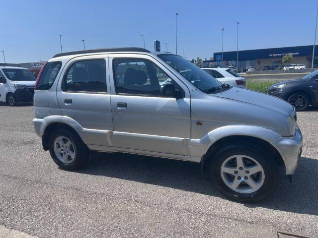 DAIHATSU Terios 1.3i GPL 16V cat 4WD SX