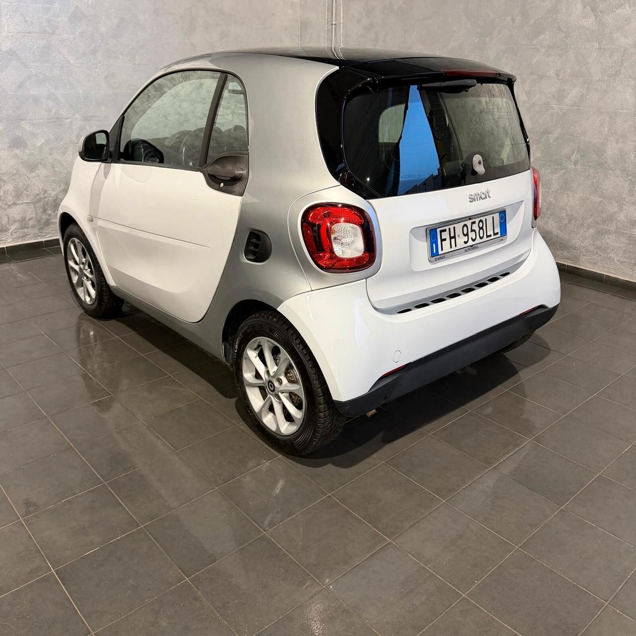 Smart ForTwo 70 1.0 twinamic Passion OK NEOPATENTATI