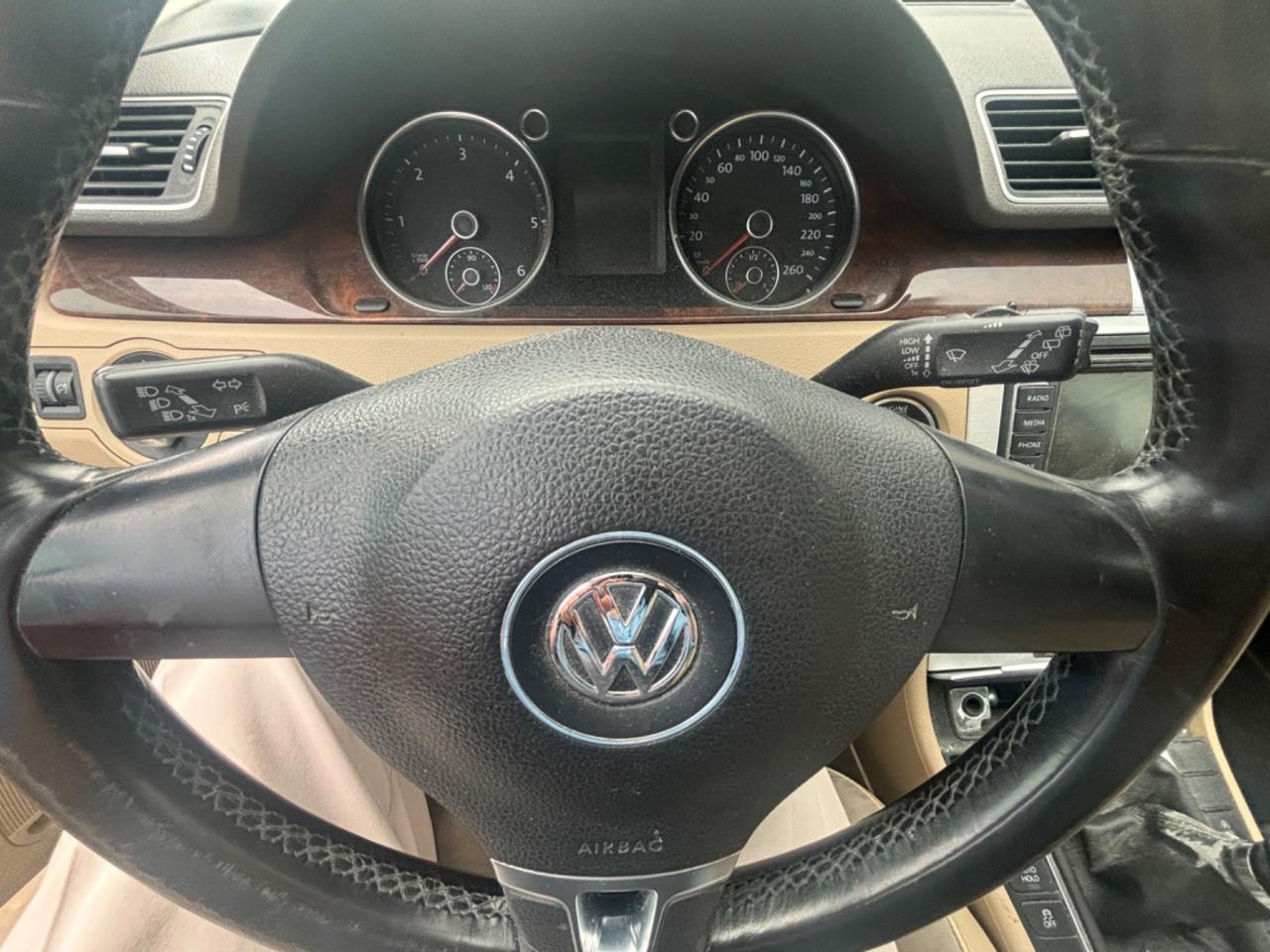 Volkswagen Passat Var. 2.0 TDI Highline BlueM.Tech.