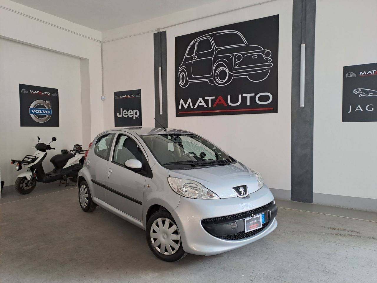 Peugeot 107 1.0 68CV 5p. Desir