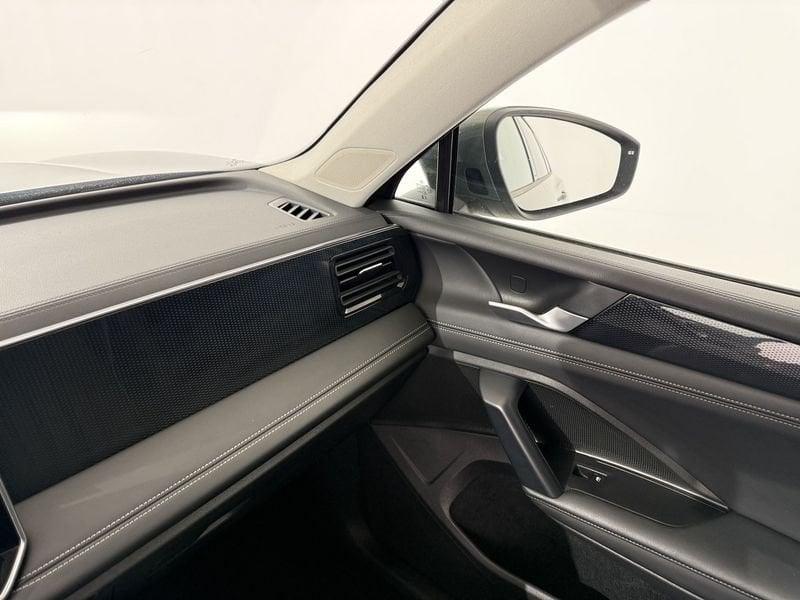 Volkswagen Tiguan Tiguan 2.0 tdi Edition Plus 150cv dsg ** TETTO PANORAMICO **