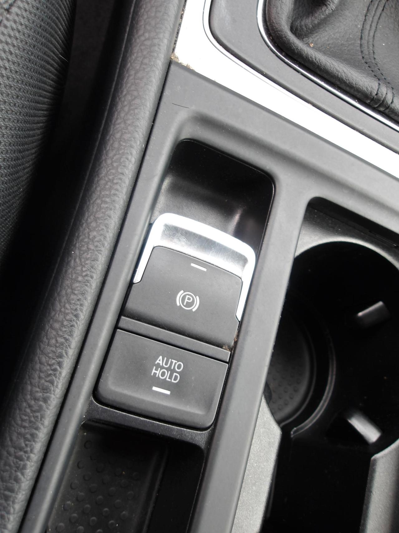 Volkswagen Golf 5 Porte Golf 5p 1.6 tdi Comfortline