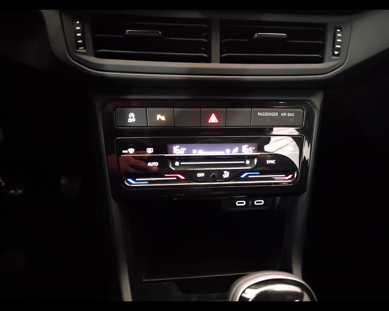 VOLKSWAGEN T-Cross 2019 - T-Cross 1.0 tsi Style 110cv