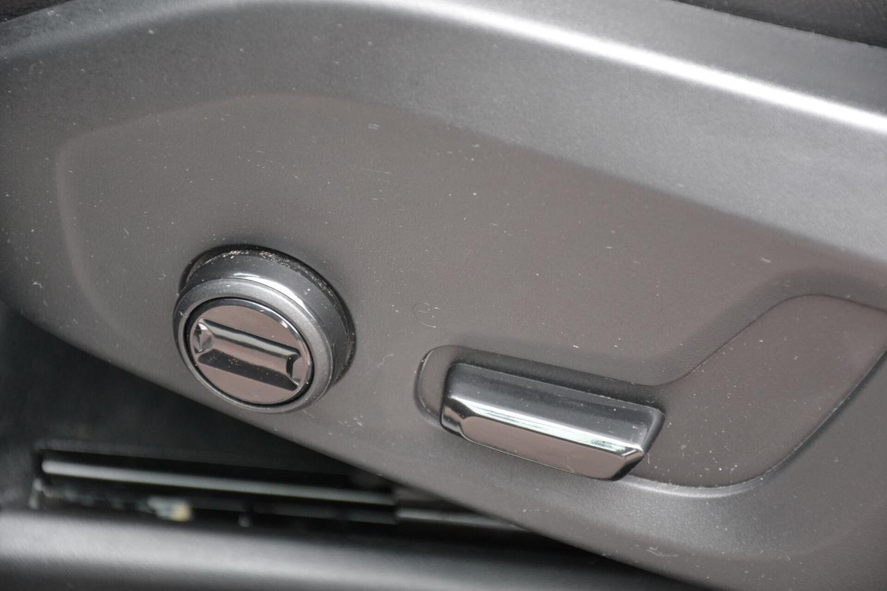 Volvo XC 60 2.0 D3 150CV MOMENTUM PRO **PREZZO VERO**