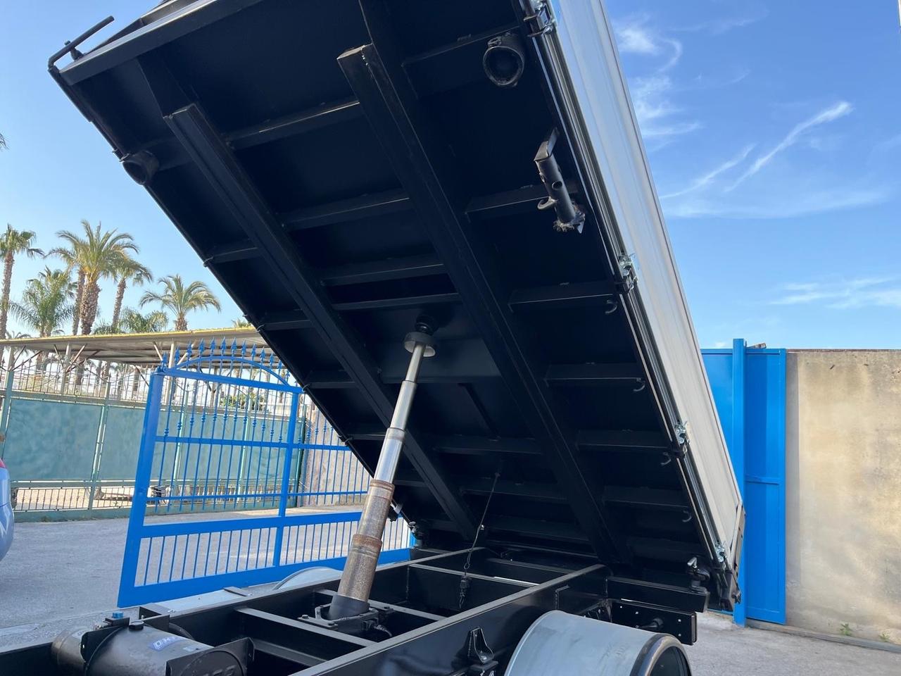 Bucher schorling B.80-2.8 tdi-ribalt/tril-1999