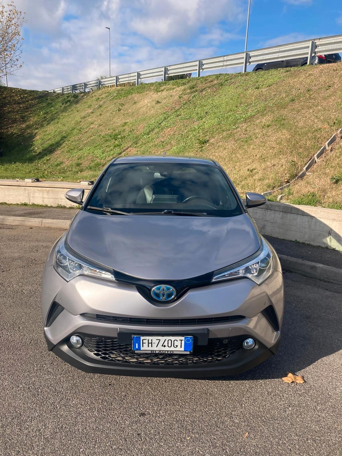 Toyota C-HR 1.8 Hybrid E-CVT Lounge IMMACOLATA