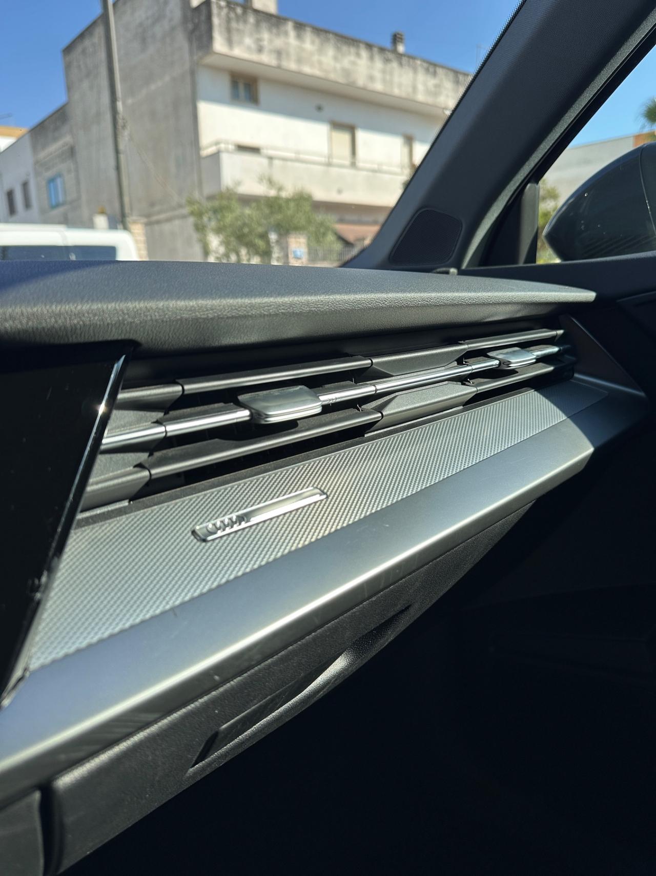 Audi A3 SPB S tronic Business Advanced-2022 MATRIX/VIRTUAL