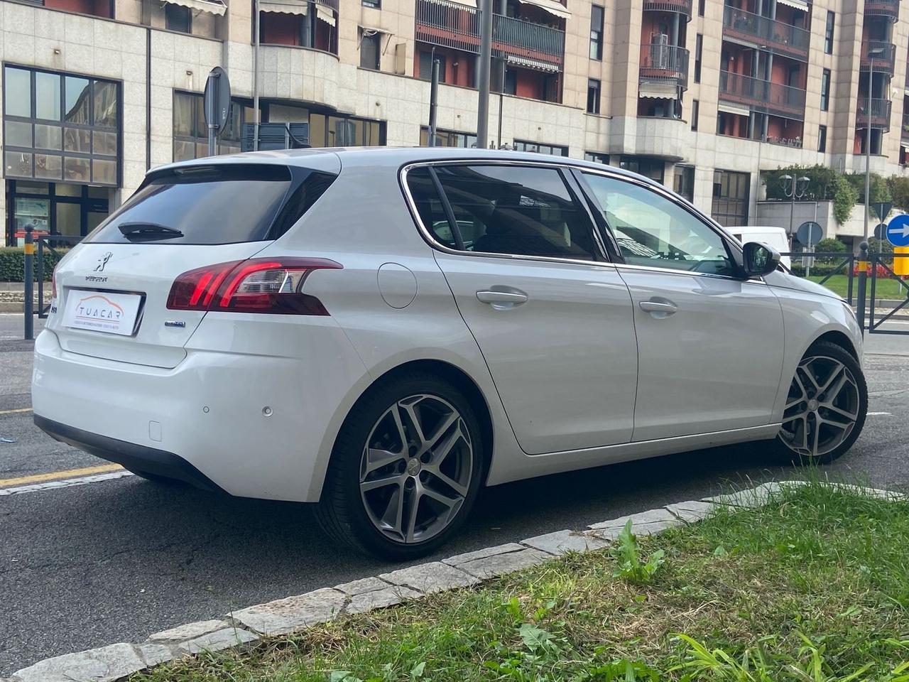 Peugeot 308 Allure 2.0 Blue HDI 150