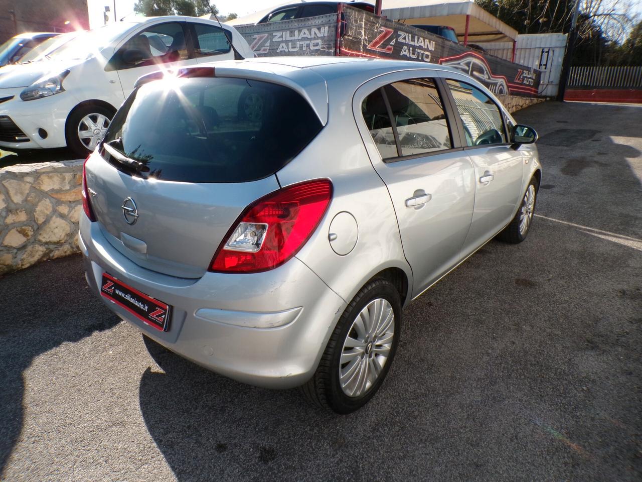 Opel Corsa 1.2 85CV 5 porte GPL-TECH Edition