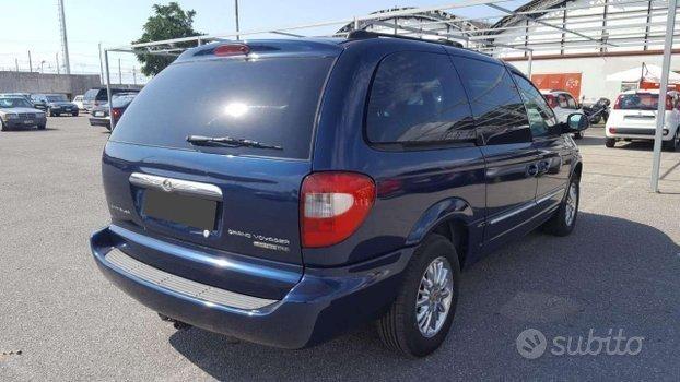 Chrysler Voyager PASSO LUNGO 7 POSTI