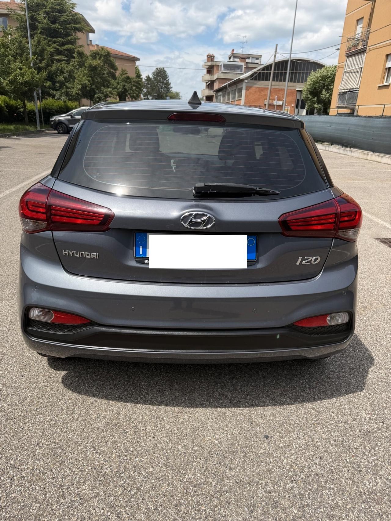 Hyundai i20 1.2 - NEOPATENTATI - 12 MESI DI GARANZIA -