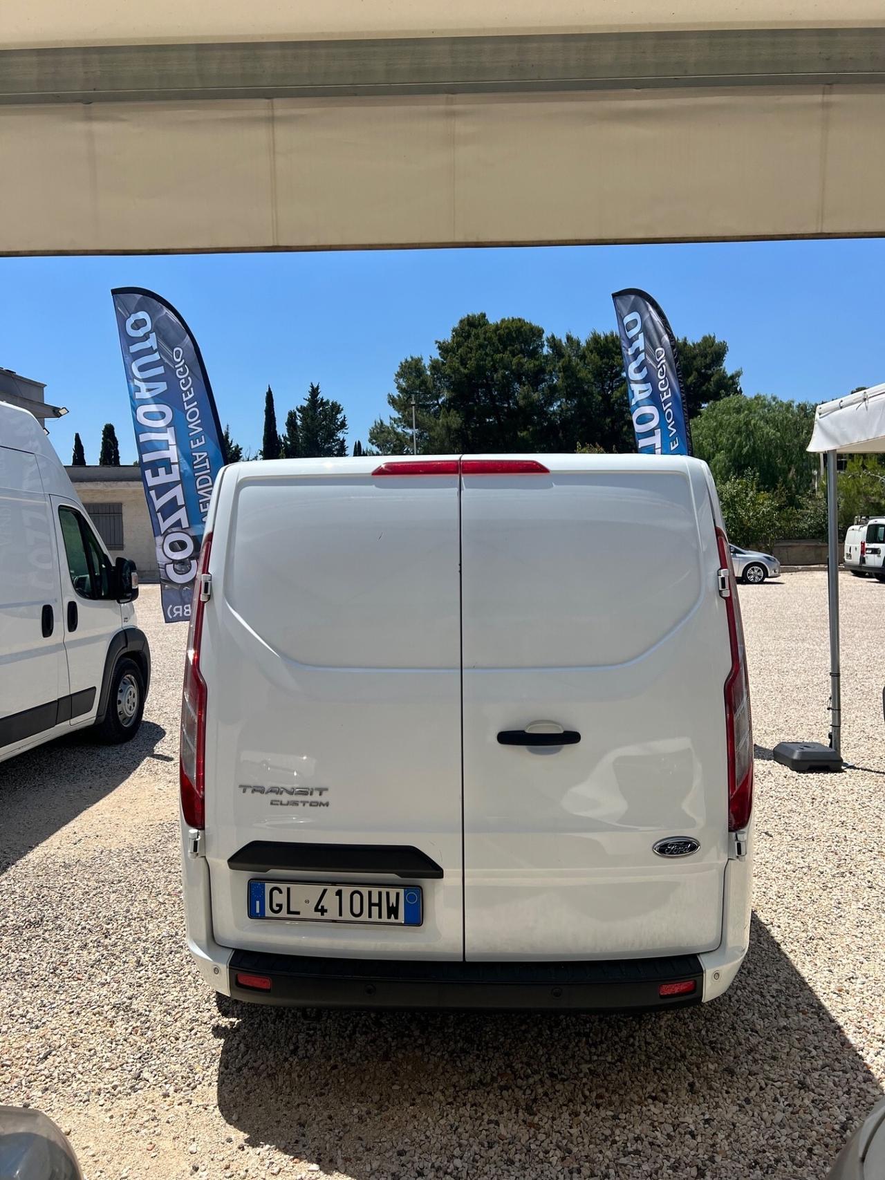 Ford Transit Custom L1H1 2022 3 posti