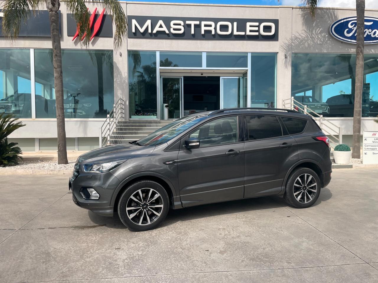 Ford Kuga 2.0 TDCI 120 CV S&S 2WD ST-Line