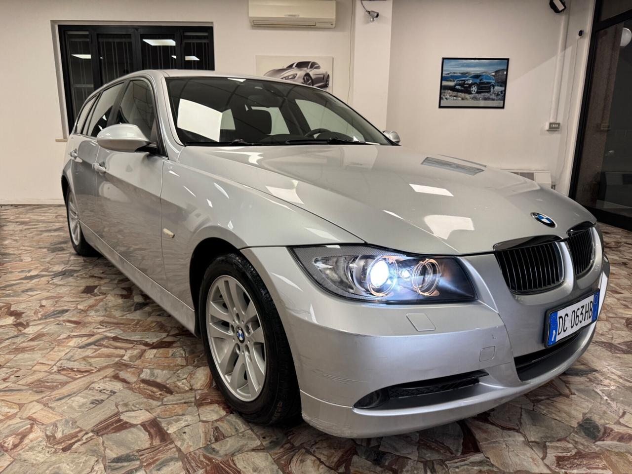 Bmw 325 325i cat Touring Attiva